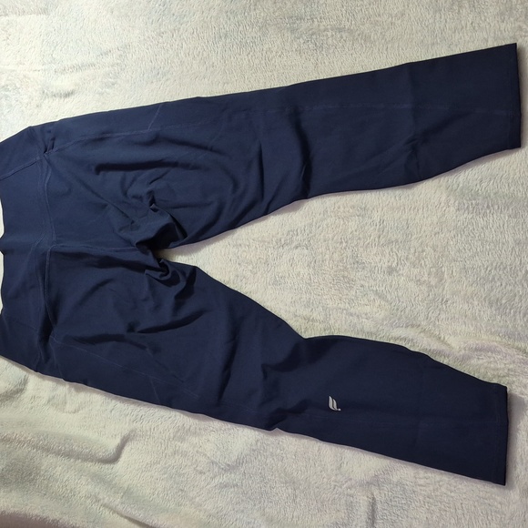 Fabletics PureLuxe Leggings Size L NWOT - Picture 7 of 11